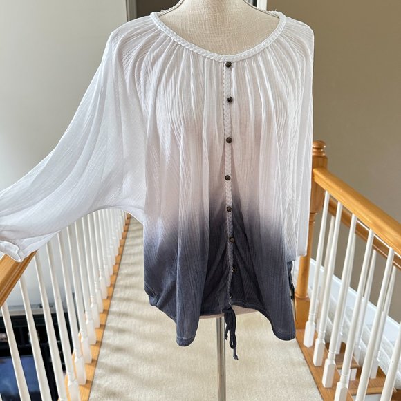 Seven7 Women's Ombre Summer Blouse Braid Neckline Detail Size XL Lightweight - Picture 3 of 8